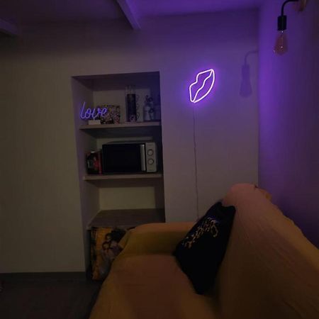Mini Loft In Centro Lägenhet Bari Exteriör bild