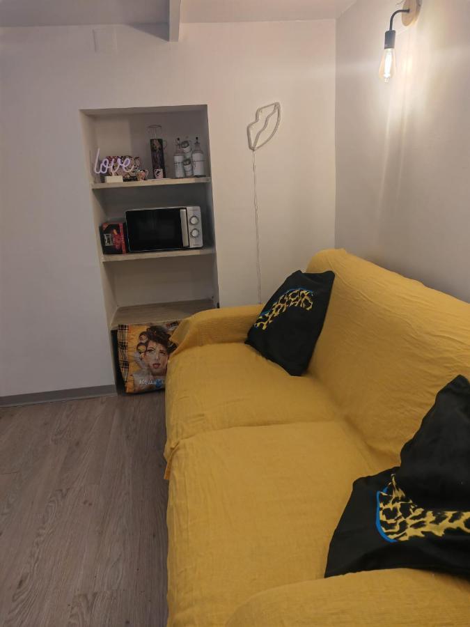 Mini Loft In Centro Lägenhet Bari Exteriör bild