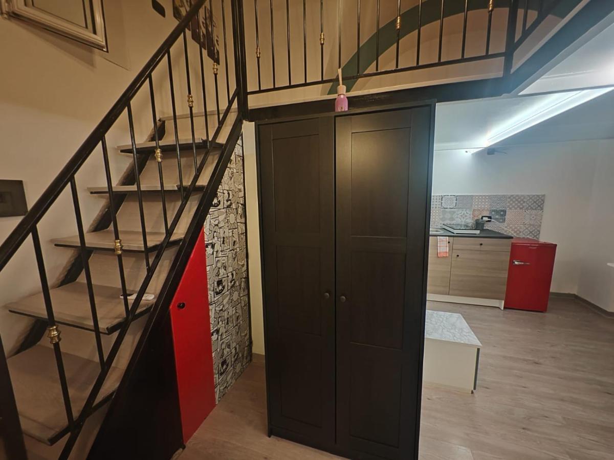 Mini Loft In Centro Lägenhet Bari Exteriör bild